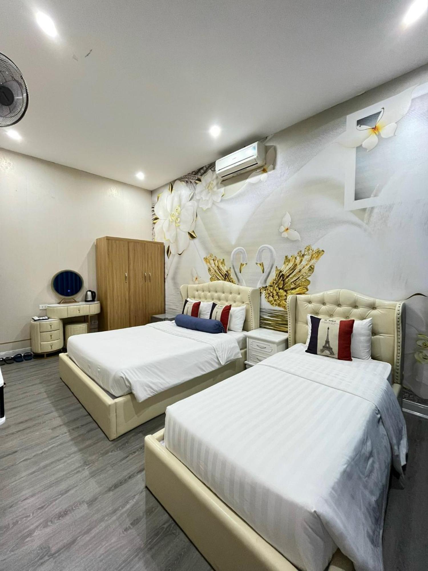 Khach San Huong Duong Hotel Hanoi Exterior photo